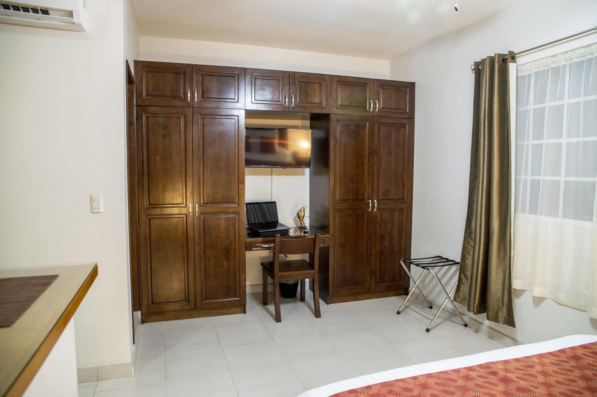 Bugambilias Suites Лорето Экстерьер фото